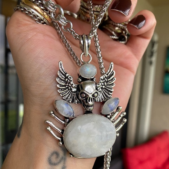 Genuine natural Moonstone gemstones  skull design with wings boho goth necklace - Picture 13 of 15